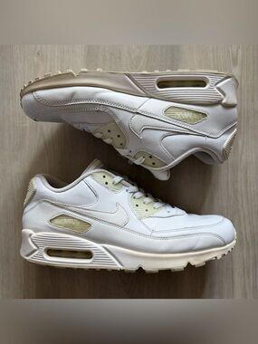 Nike Air Max 90 White Leather Mens Size 9.5 302519-113 Running Shoes Sneakers